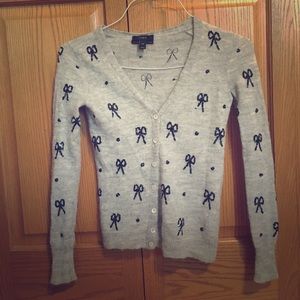 🎀 J. Crew Bow Sweater! 🎀