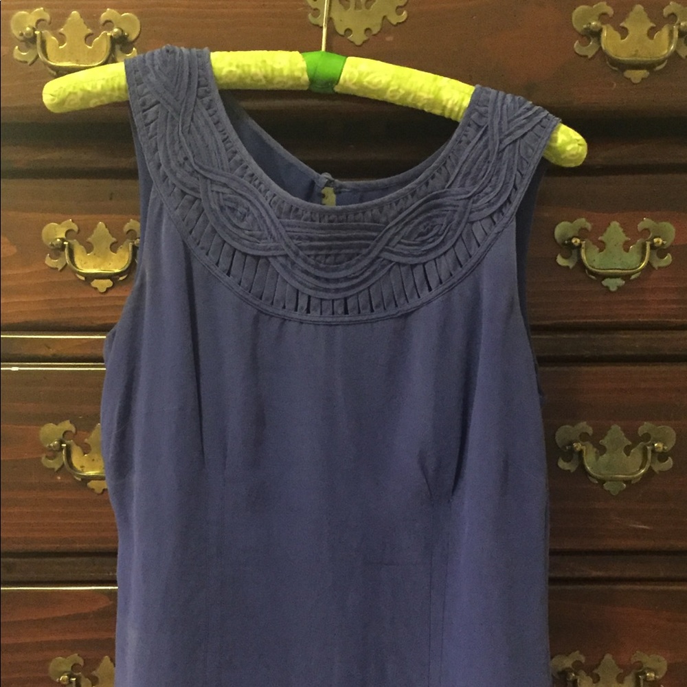 Silk Ann Taylor blouse with collar detail