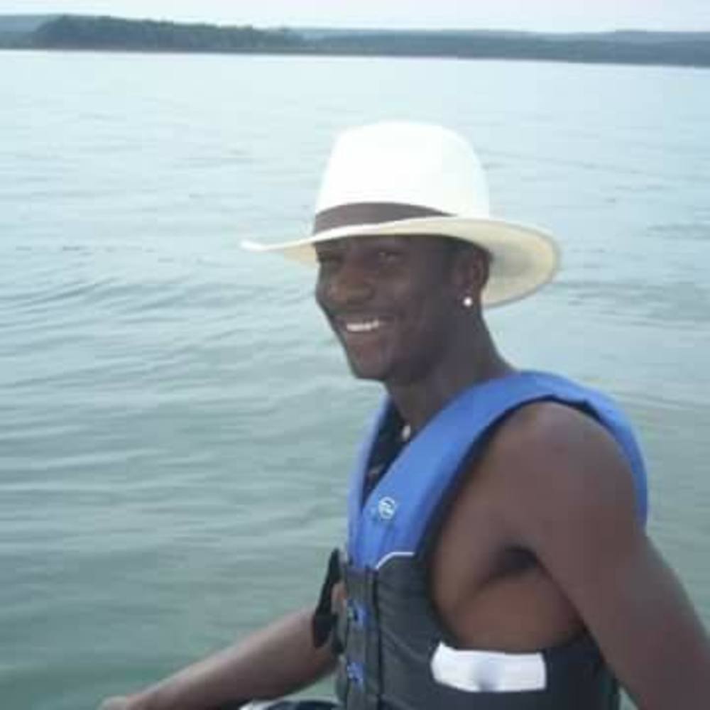 Meet your Posher, Cedric