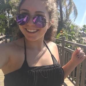 Meet your Posher, Hallie