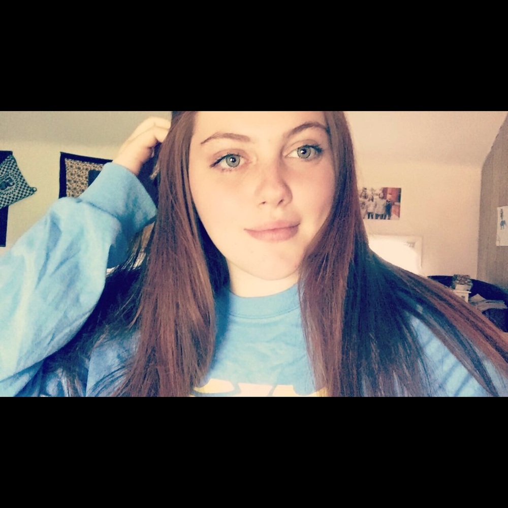 Meet your Posher, Olivia