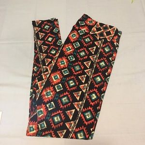 NWOT Lularoe TC Leggings