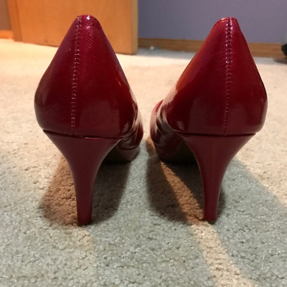 Red Heels - Picture 2 of 6