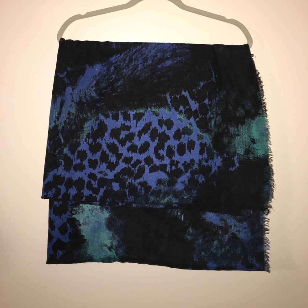 Deena & Ozzy Scarf