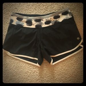 Lululemon shorts size 4