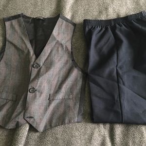 Gray and Navy Blue 2 Piece Suit Set. Size 4