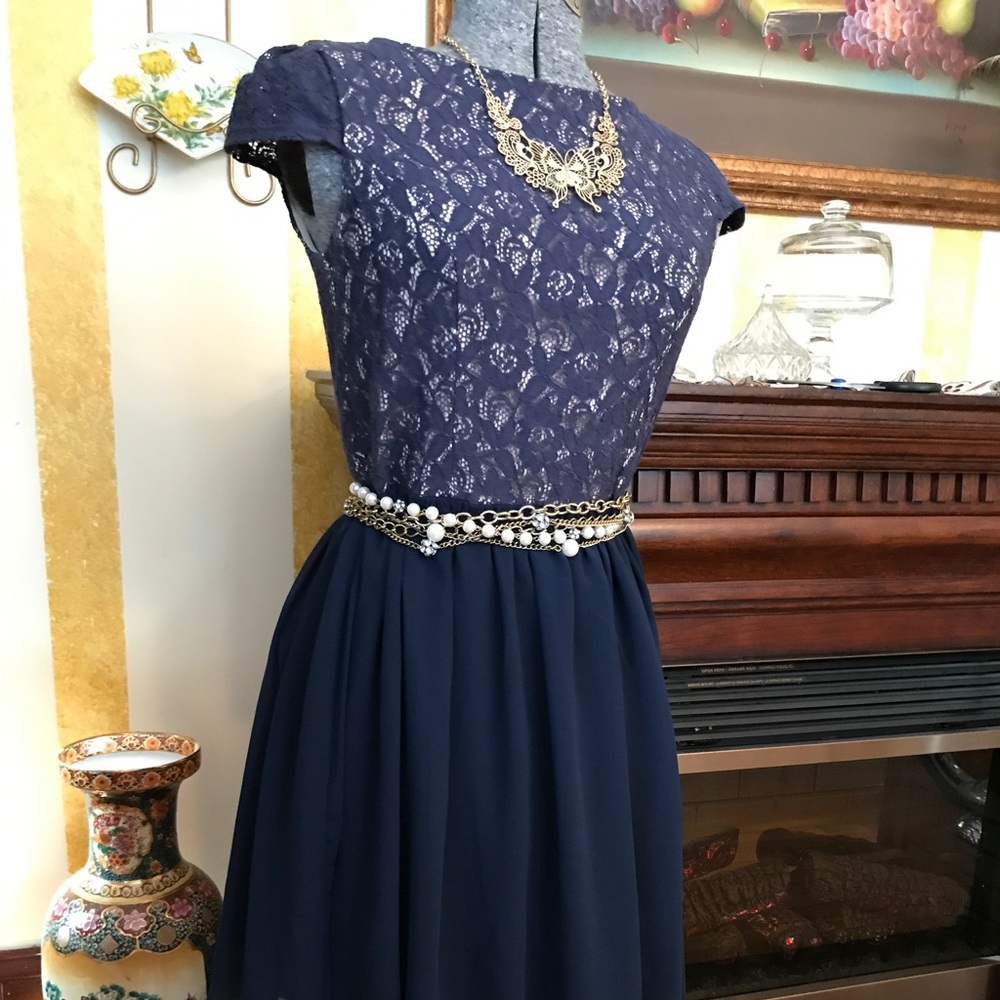 Emerald Sundae junior dress in size 9 from Macy's - Picture 6 of 7