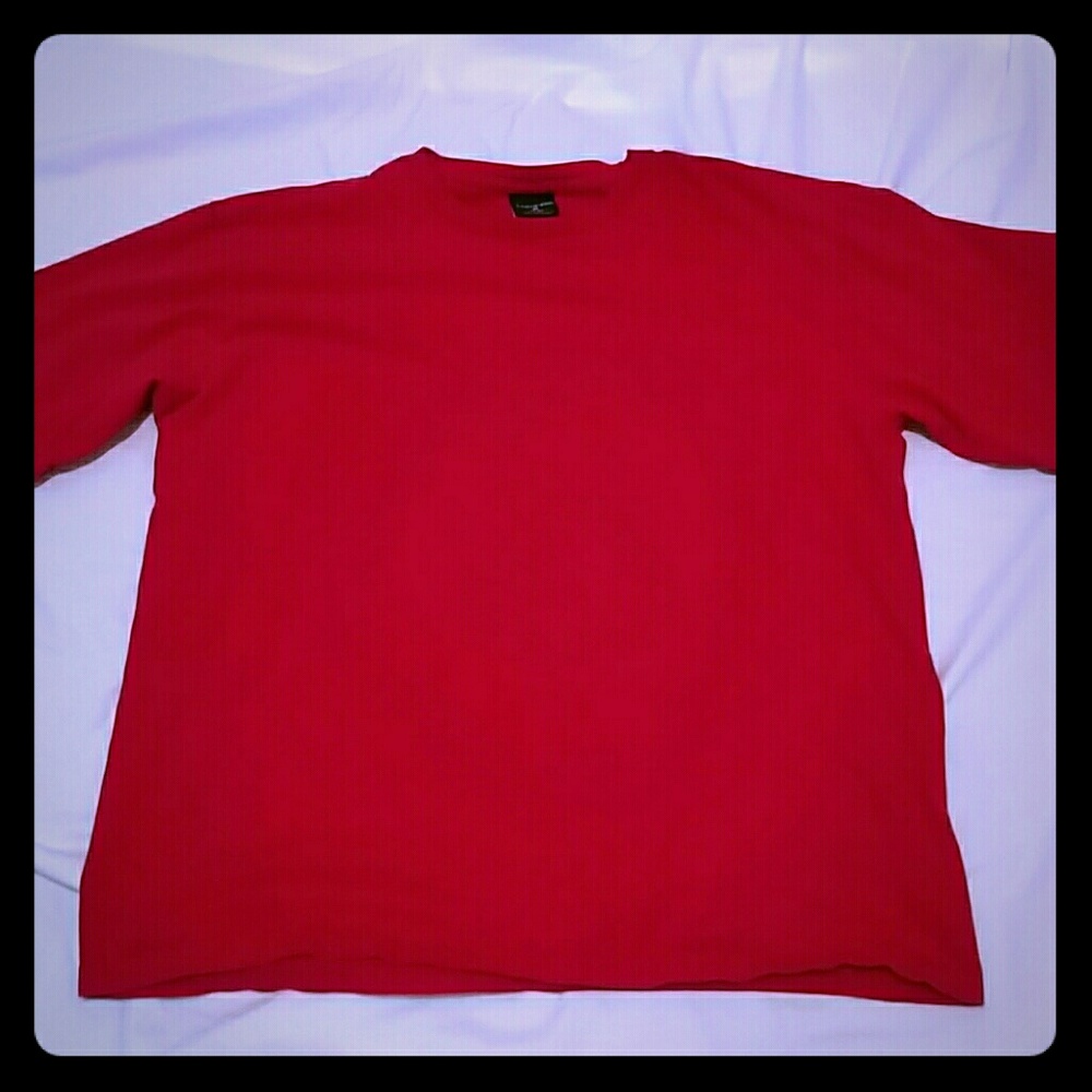 Red cotton crew neck tee shirt. Men's medium