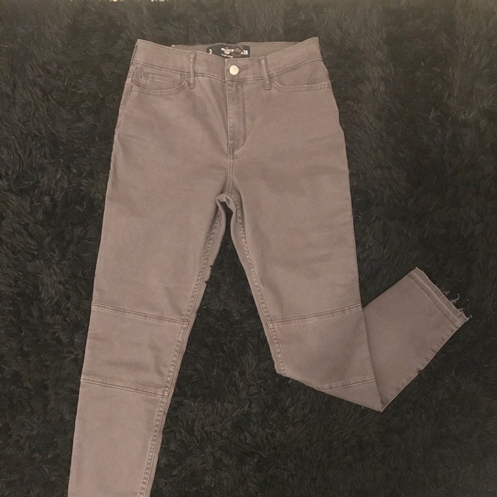 Hollister Crop High Rise Jeans