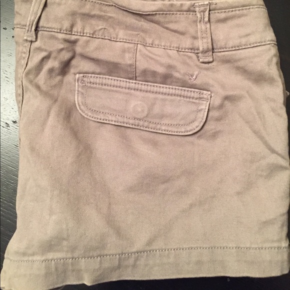American Eagle Shorts - Size 6 - Picture 2 of 6