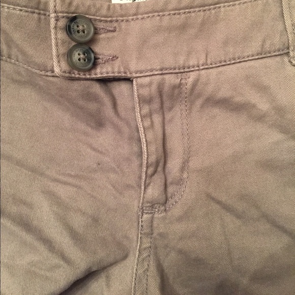 American Eagle Shorts - Size 6 - Picture 3 of 6