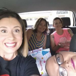 Meet your Posher, Niki