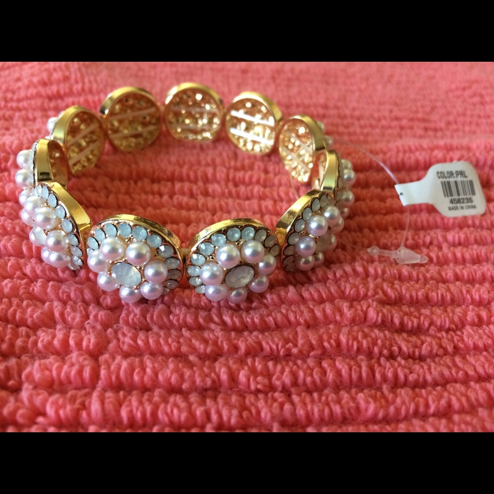 Costume  jewelry bracelet