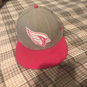 Breastcancer awareness cardinals fitted cap