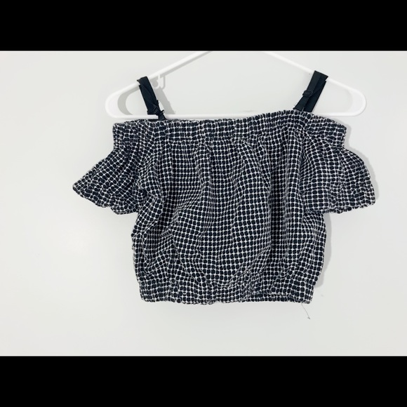 Off shoulder Crop blouse - Picture 1 of 2
