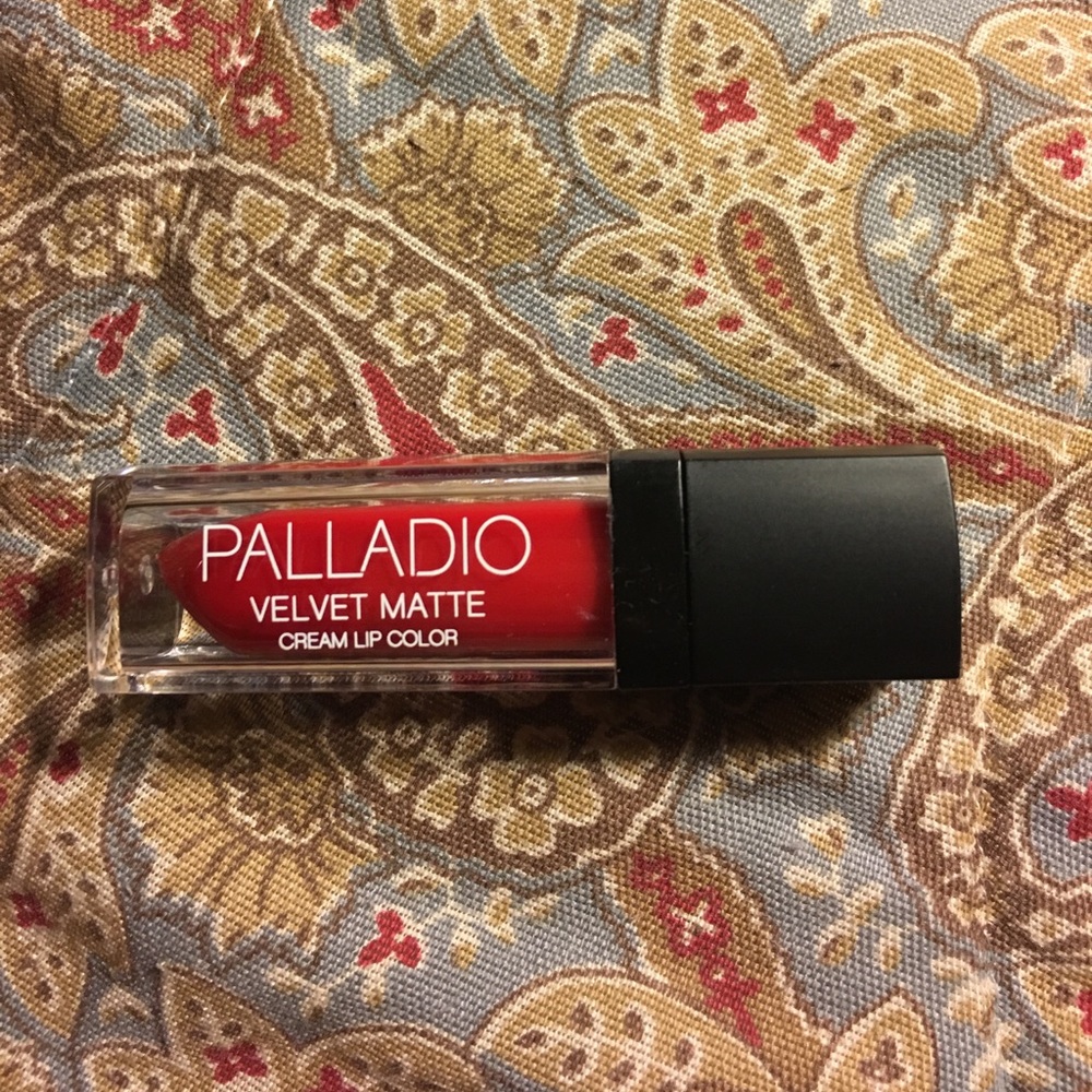 *never used* Matte Lipstick