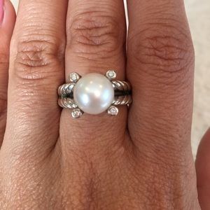 David Yurman pearl cable ring with diamonds