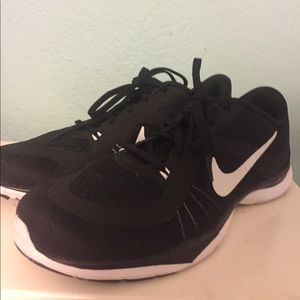 Nike Flex Shoes