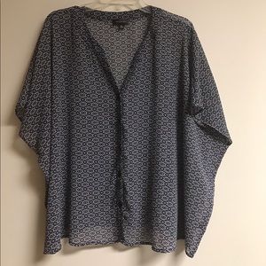 The Limited Medium Large Over Shirt Cape Drape Top