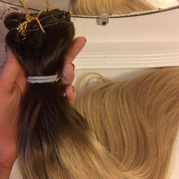 Thick Balayage Ombre Clip In Extension 20 inches!!
