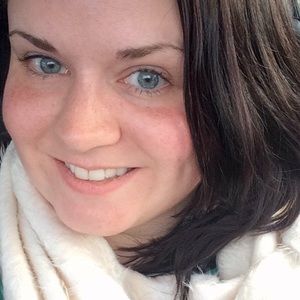 Meet your Posher, Felicia