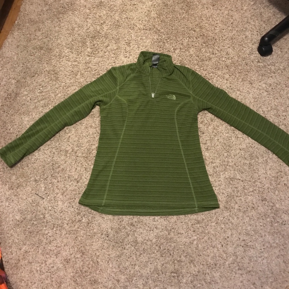 Green half zip North Face pullover
