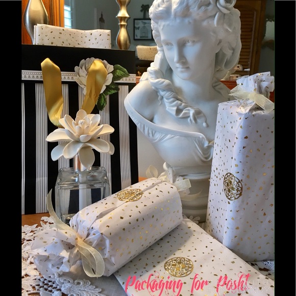 Meet Your Posher Carol! - Picture 7 of 8