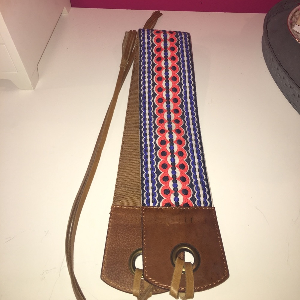 Milly wide patterned belt!