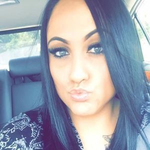 Meet your Posher, Asta