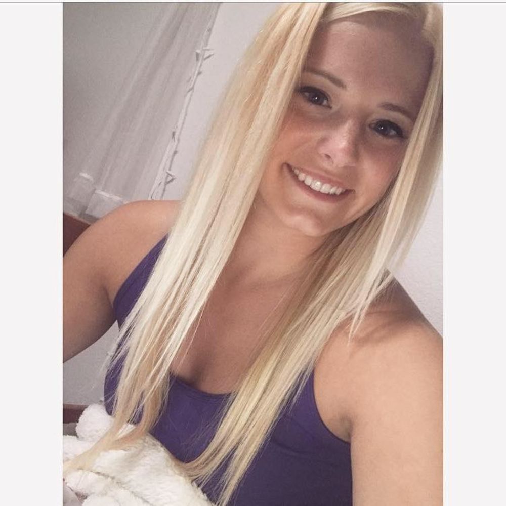 Meet your Posher, Courtney