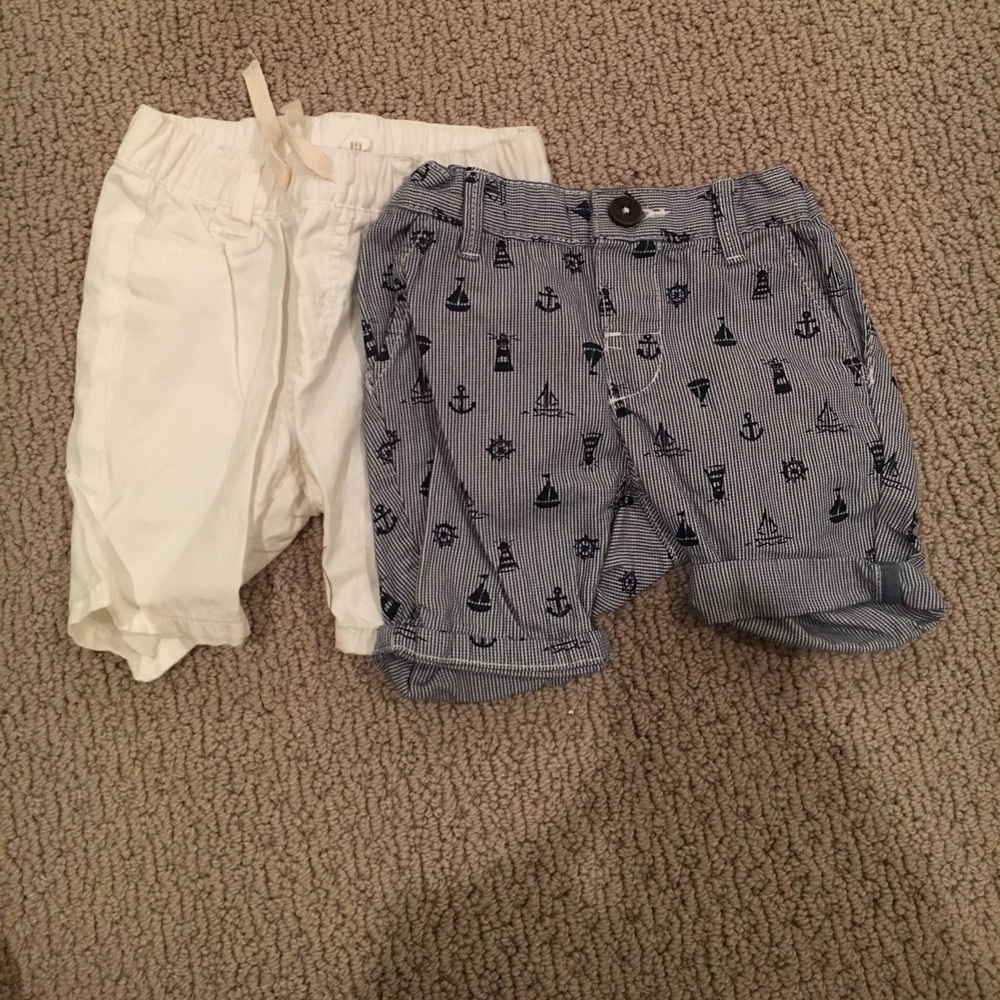 H&M 4-6 shorts 2 pair washed never worn boys baby