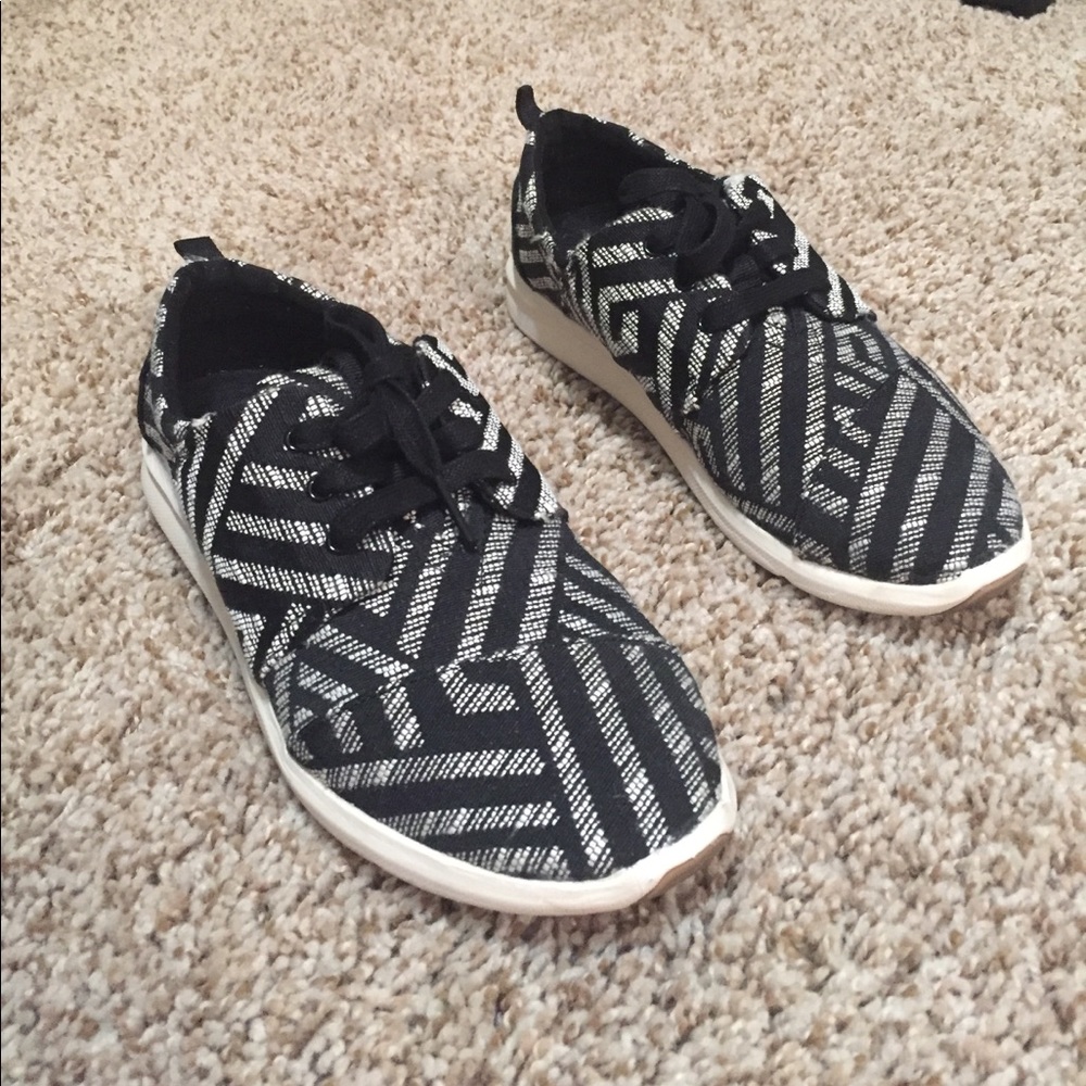 Toms Del Rey Tennis Shoes