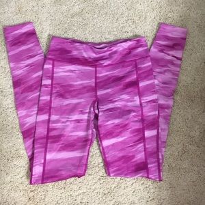 NWOT UNDERARMOUR DRYFIT LEGGINGS