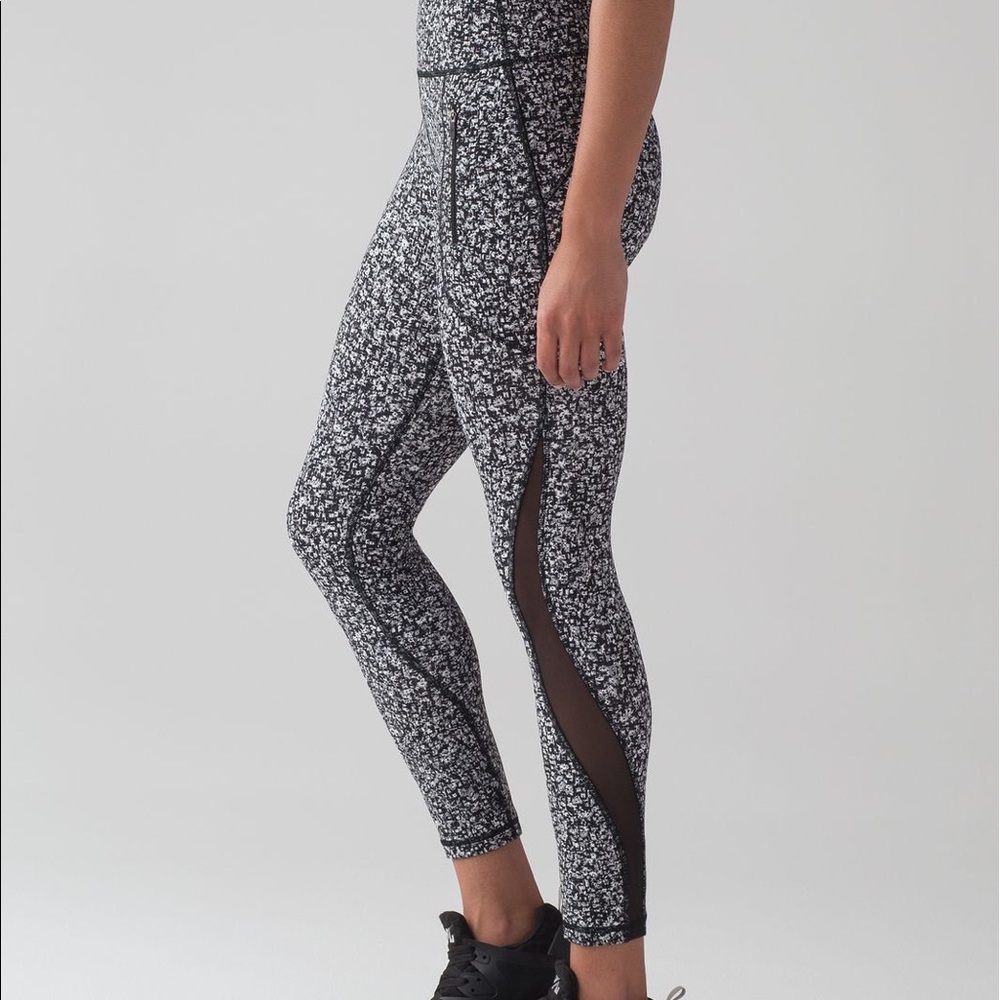 lululemon invigorate pant • size 6