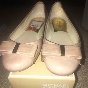 Size 7 Womens Flat