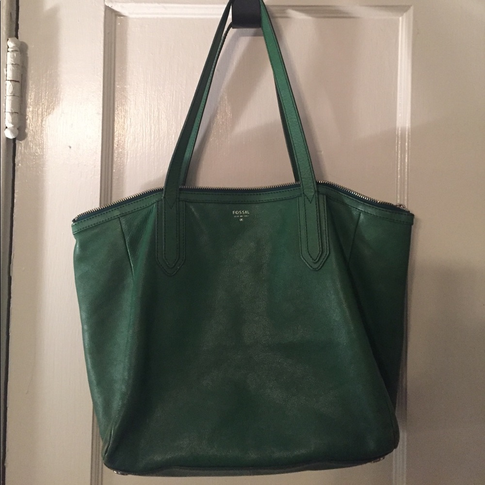 Fossil hunter green leather tote