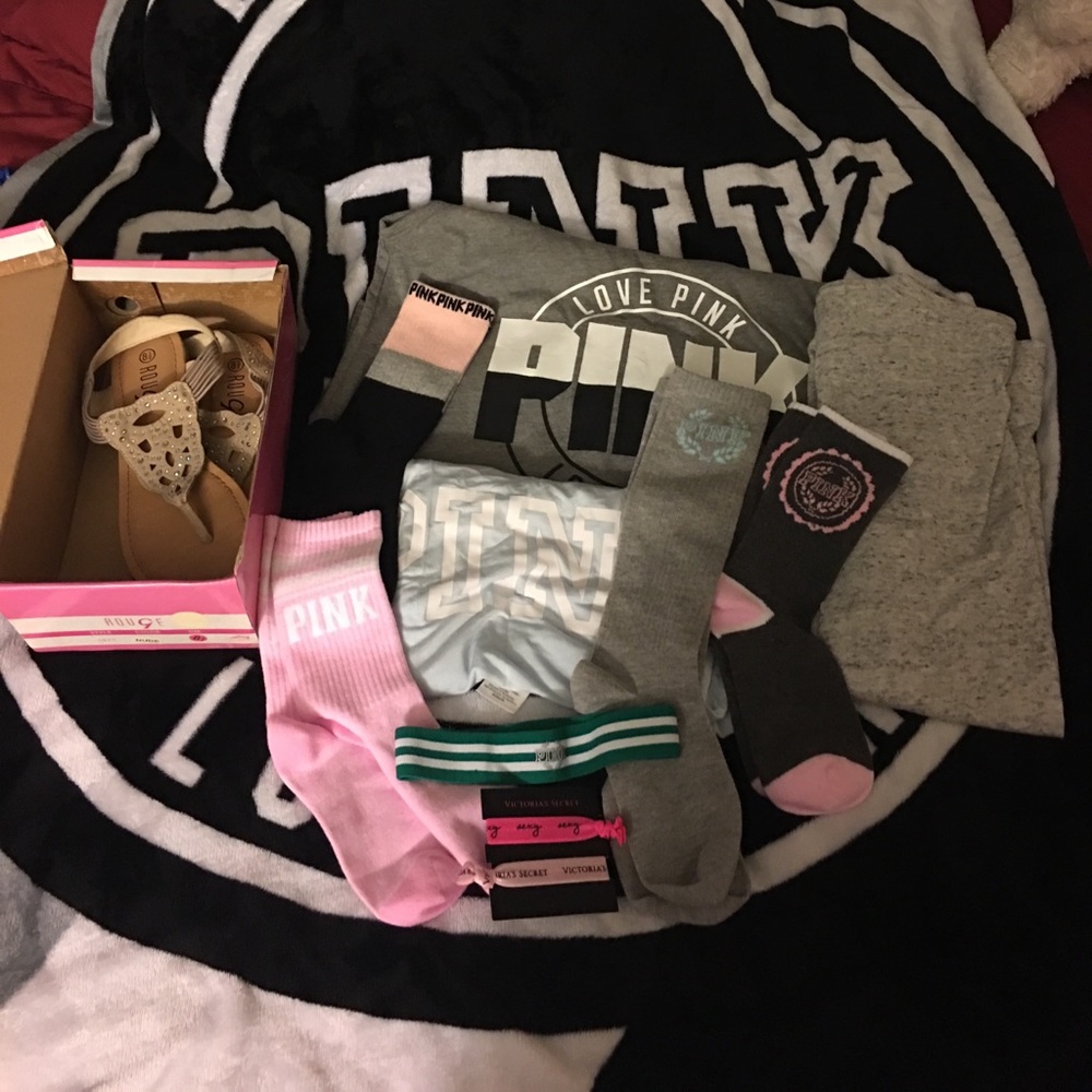 Vs pink bundle & sandals..