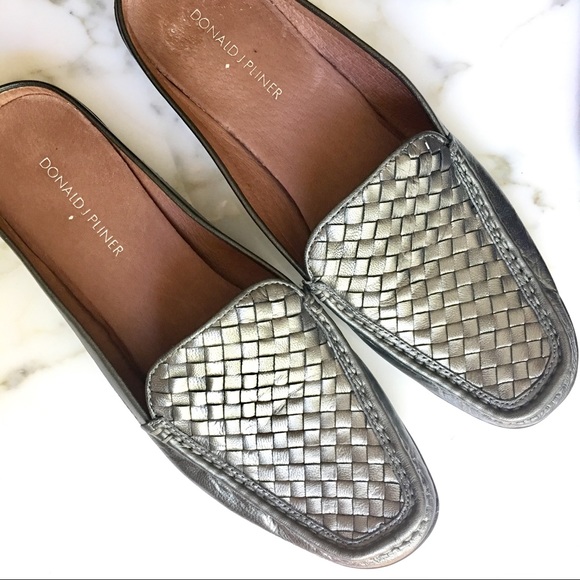 NWOB Donald Pliner 🎪 Metallic Lattice Slip Ons