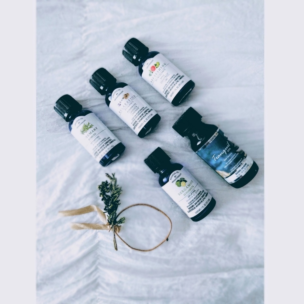 Aromatherapy atomizer & oils