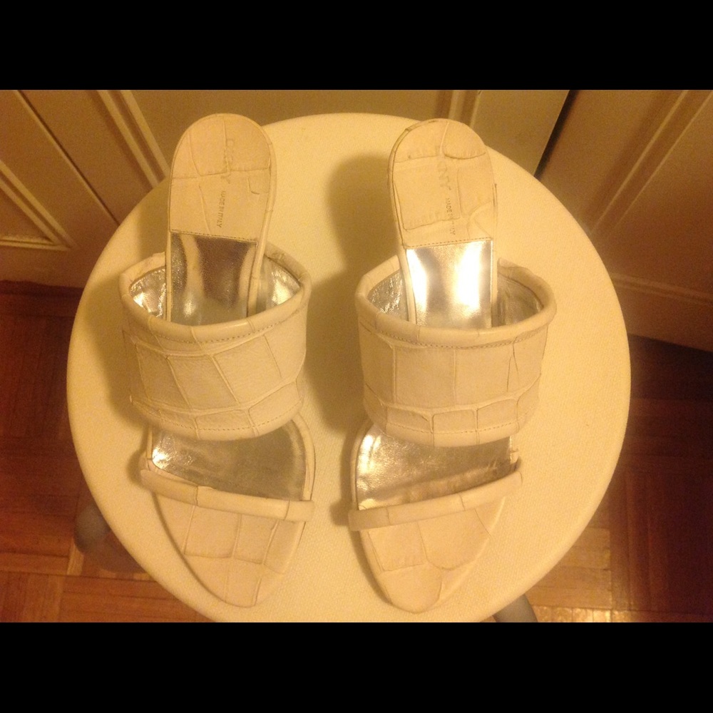 DKNY Off-White Croco Print Leather Slip Sandals