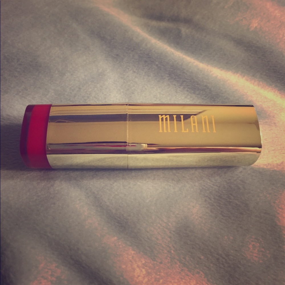Milano rouge bae~~~💋