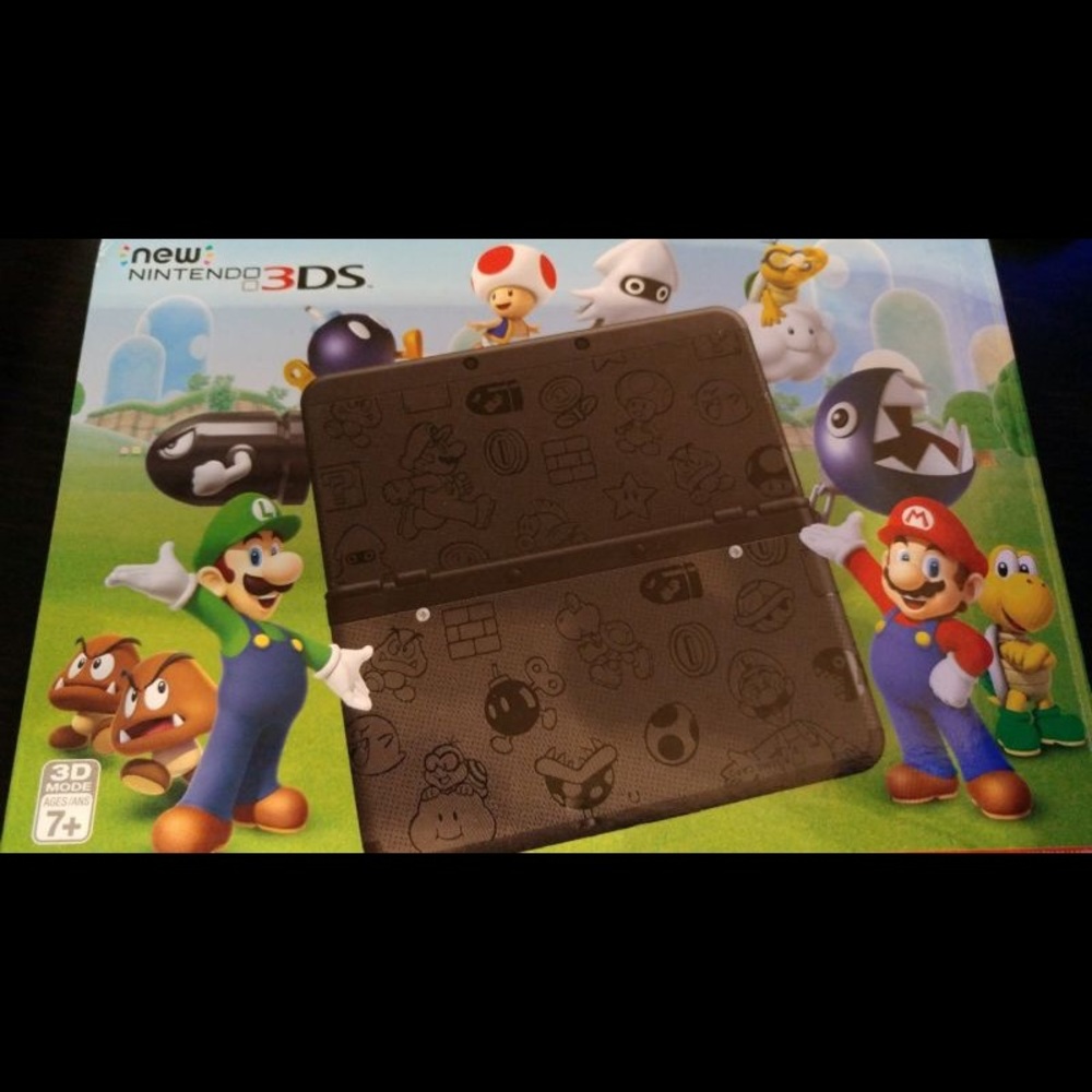 Nintendo 3ds Limited edition super Mario bros