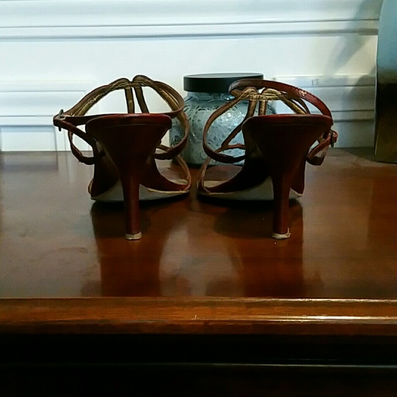 LEATHER MULTI STRAP HEEL - Picture 5 of 6