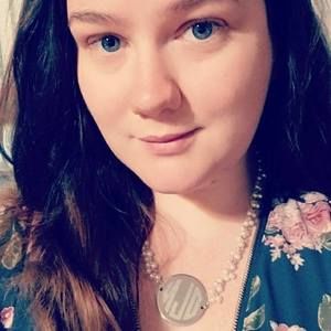 Meet your Posher, Dana