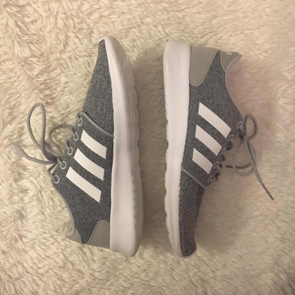 Adidas grey sneakers