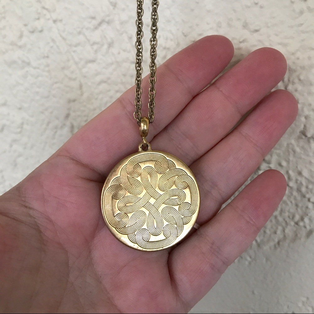 Avon Celtic Style Knots Medallion Necklace