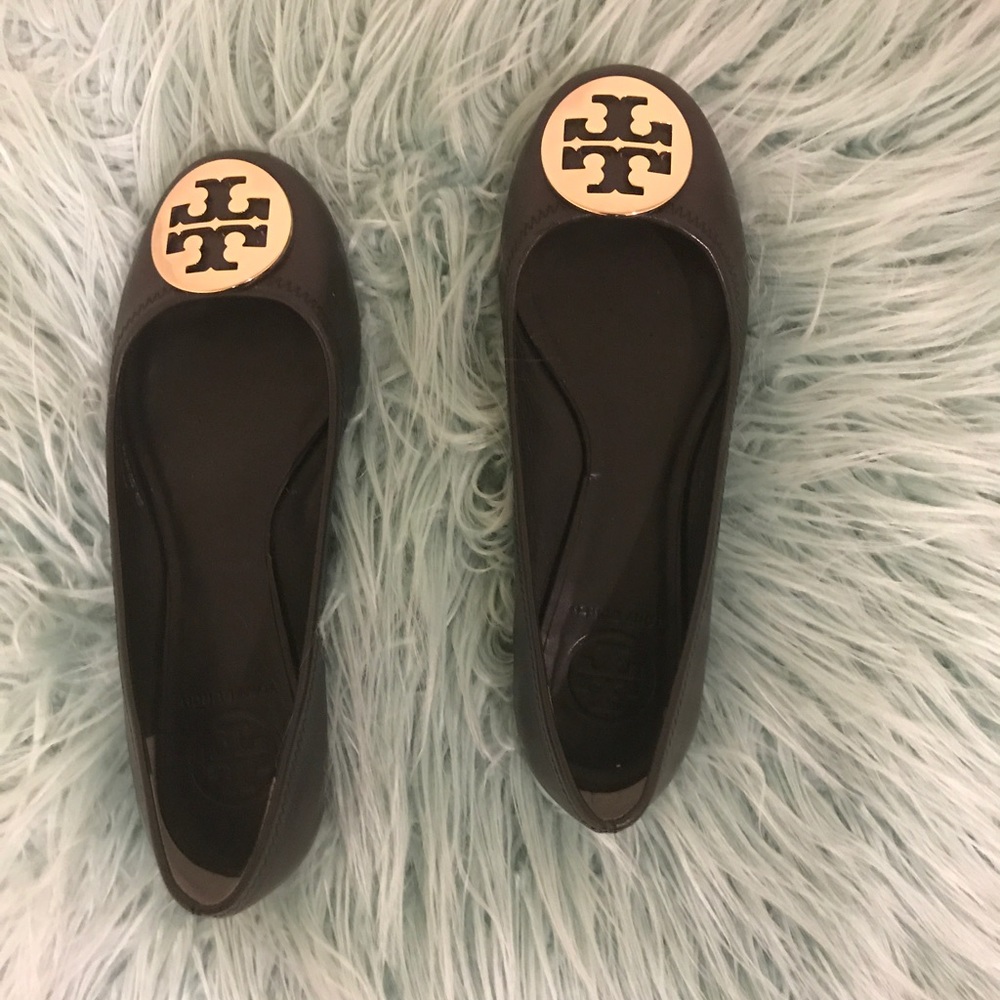 Tory Burch Flats (NEGOTIABLE)