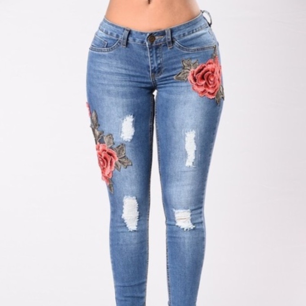LAST// Distressed Skinny Rose Jeans - Picture 2 of 8