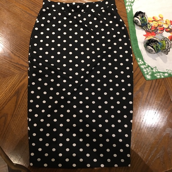 bobeau Dresses & Skirts - ❤️polka dot pencil skirt- Nordstrom