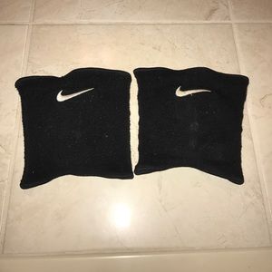 Volleyball knee pads